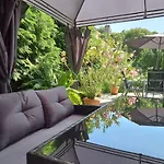 Iskolakert