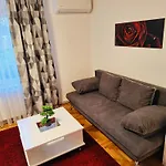 Iskolakert *